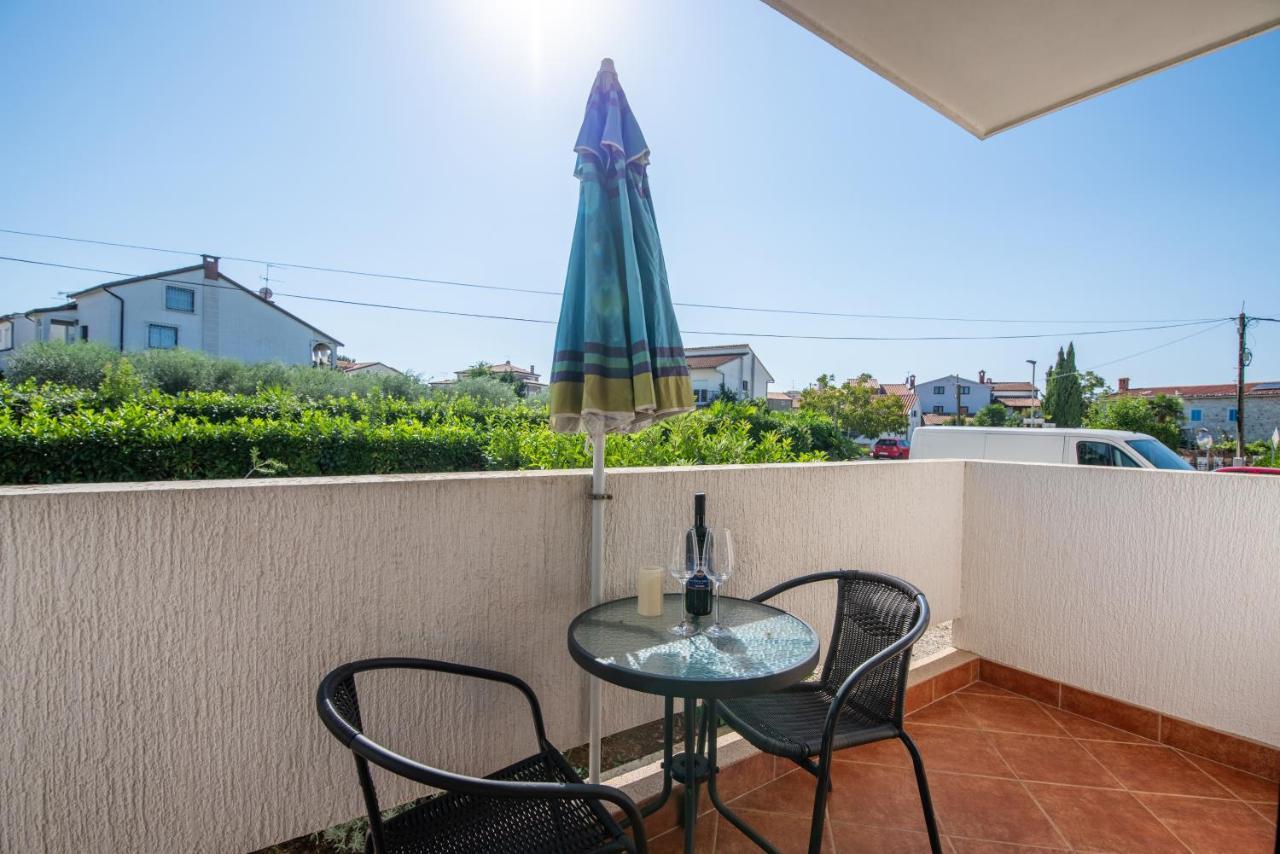 Apartments Villa Falcon Фунтана Экстерьер фото